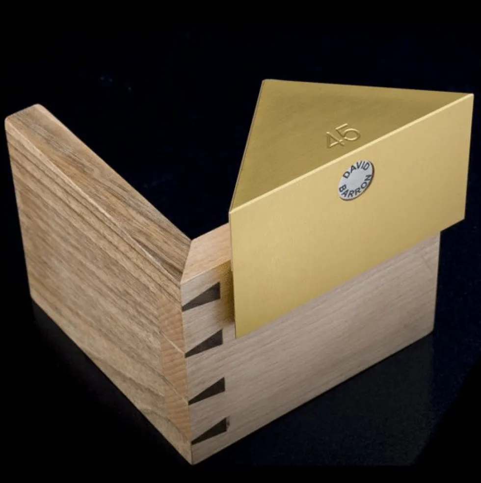 David Barron Magnetic Saw Guide