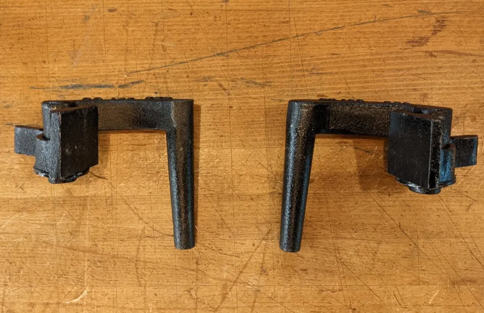Hofmann & Hammer Side Bench Dogs - Pair