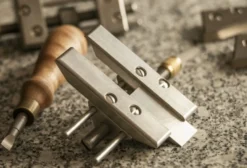 Lie-Nielsen Side-Clamp Honing Guide
