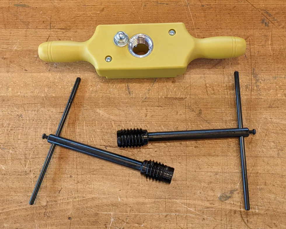Manual Wood Threader